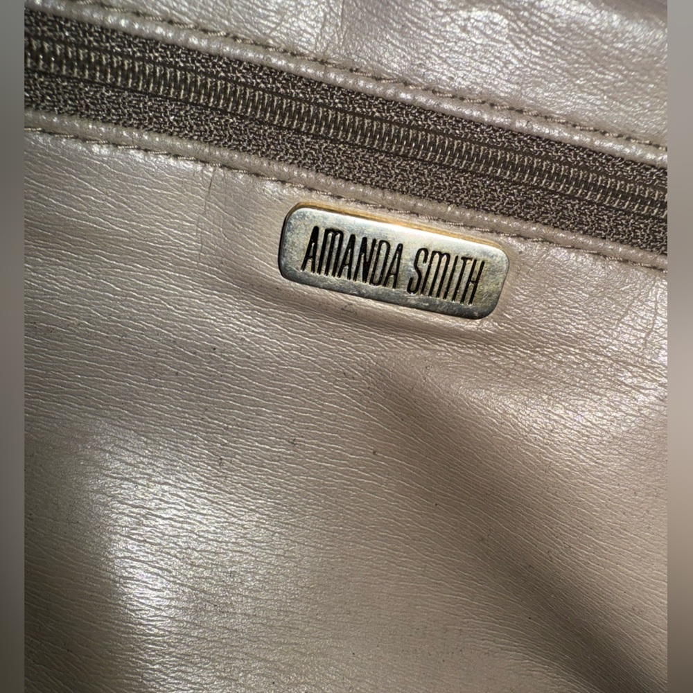 Amanda Smith Crossbody Leather Purse Tan - Picture 4 of 4